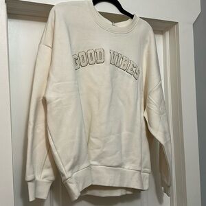 NWT women’s sweatshirt